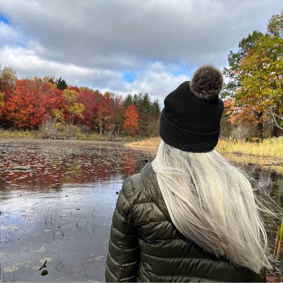 Meet your Posher, E🌸 - Picture 11 of 15